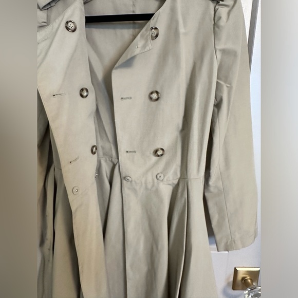 Prada belted trench coat with full skirt IT40 (US 2/4) - Picture 7 of 14